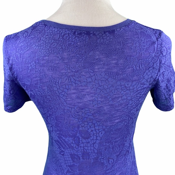 BKE Snake Skin Print Short Sleeve Burnout Tee - Picture 6 of 12